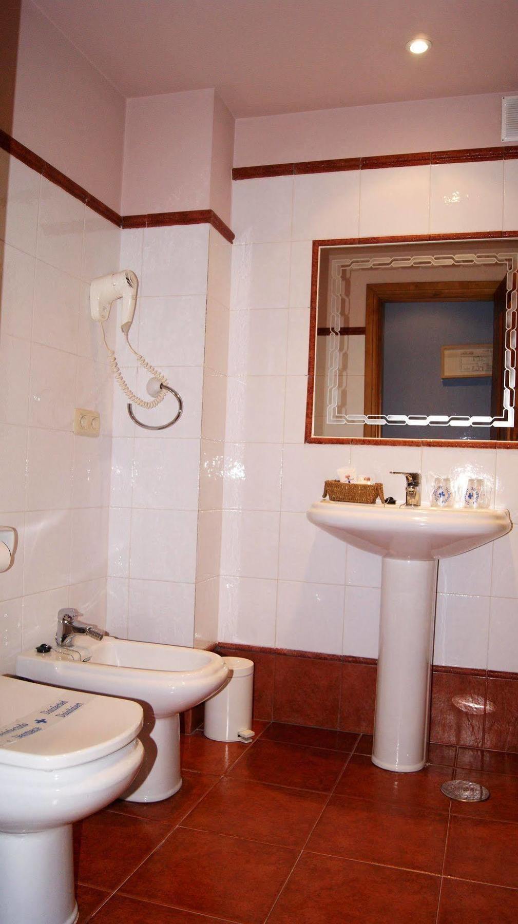 Hotel El Conventin Villaviciosa  Zewnętrze zdjęcie