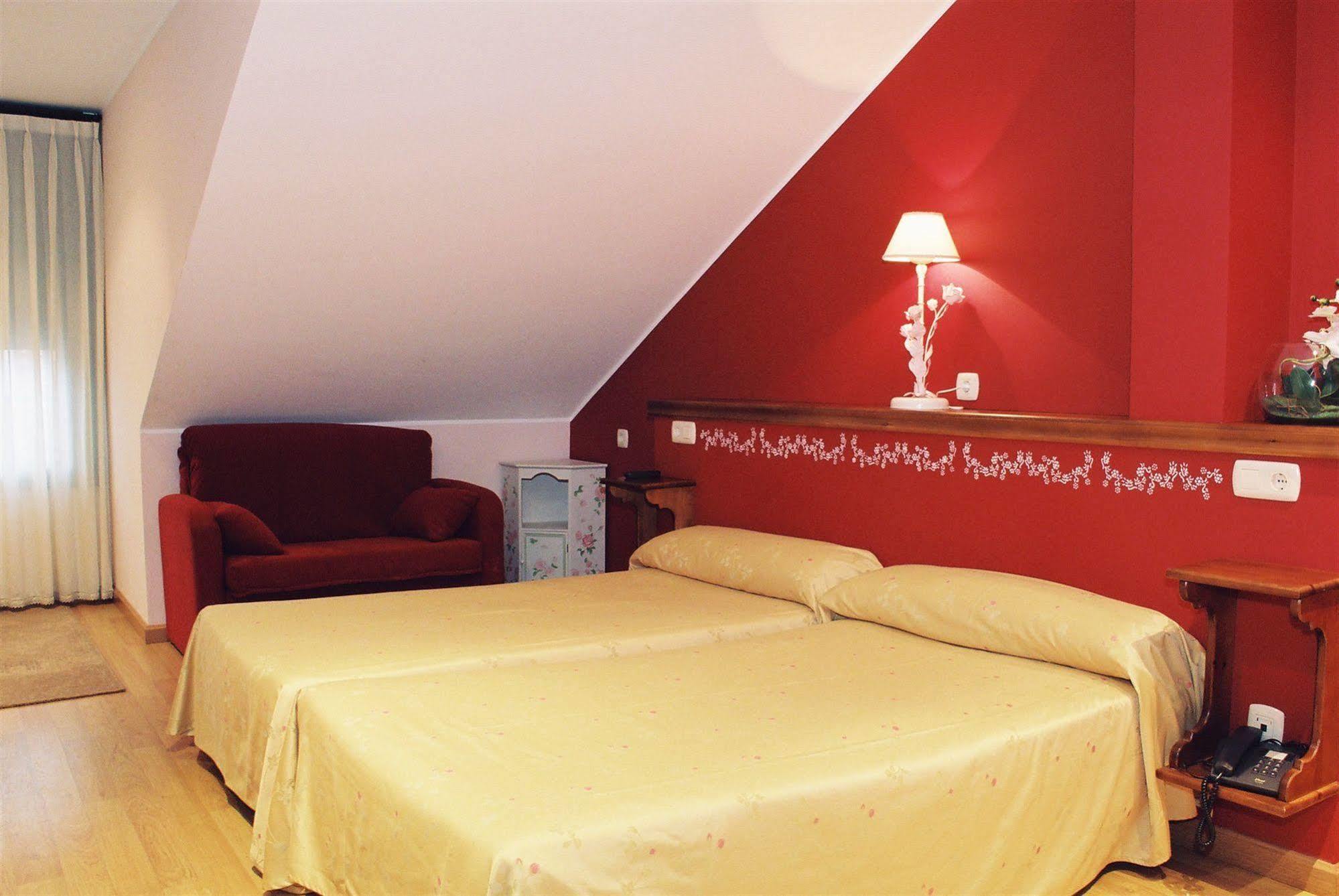 Hotel El Conventin Villaviciosa  Zewnętrze zdjęcie