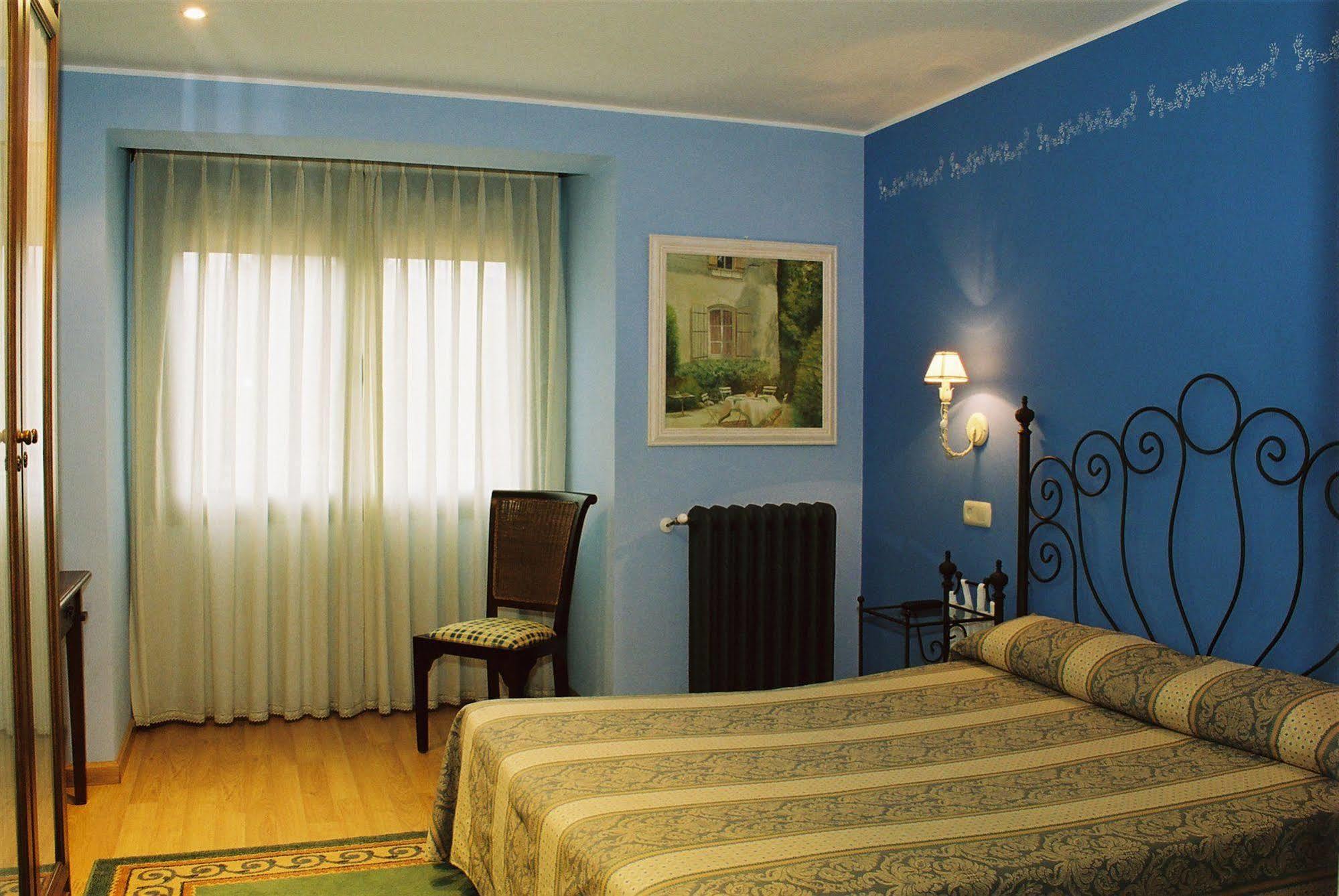 Hotel El Conventin Villaviciosa  Zewnętrze zdjęcie
