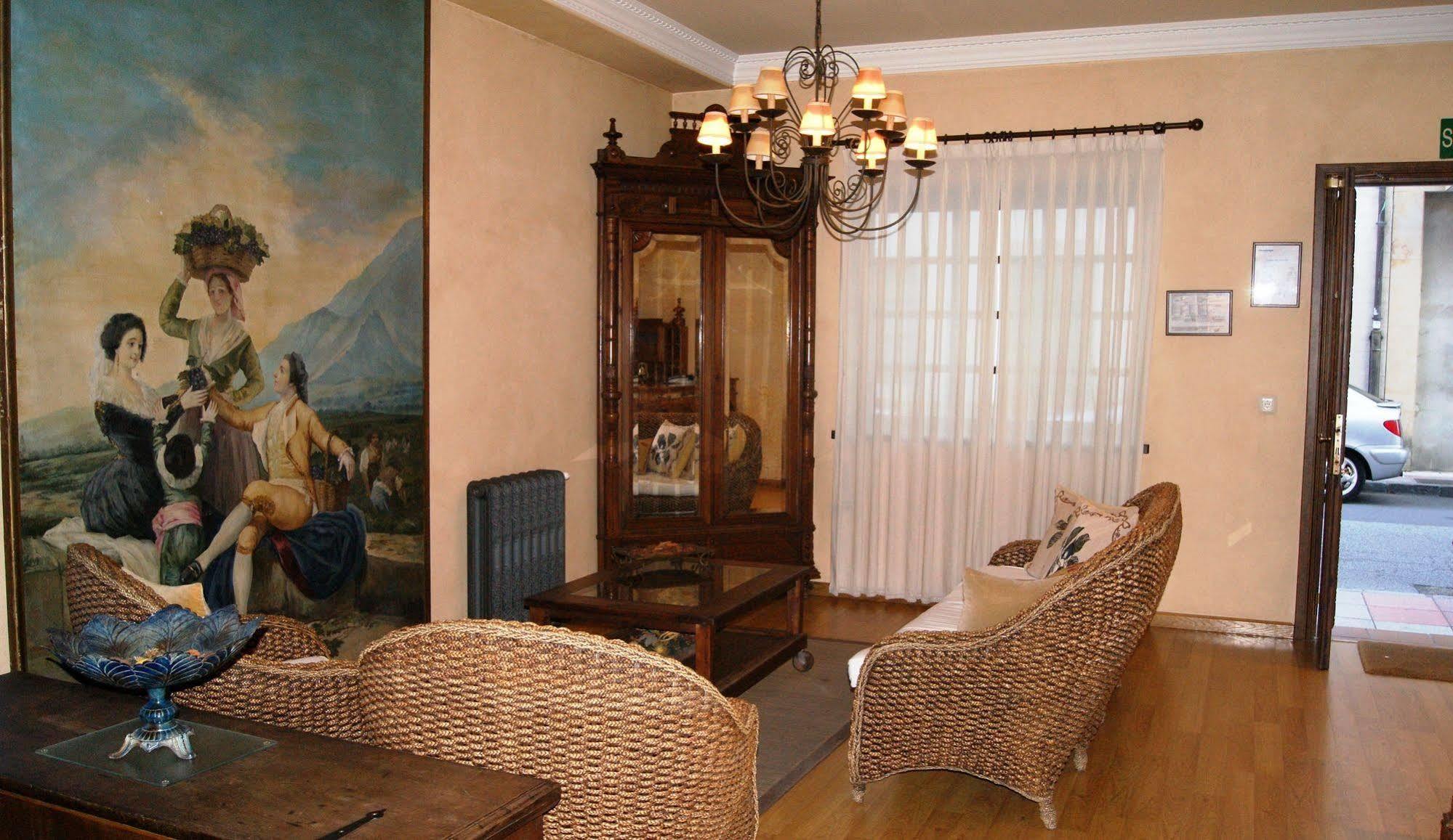 Hotel El Conventin Villaviciosa  Zewnętrze zdjęcie